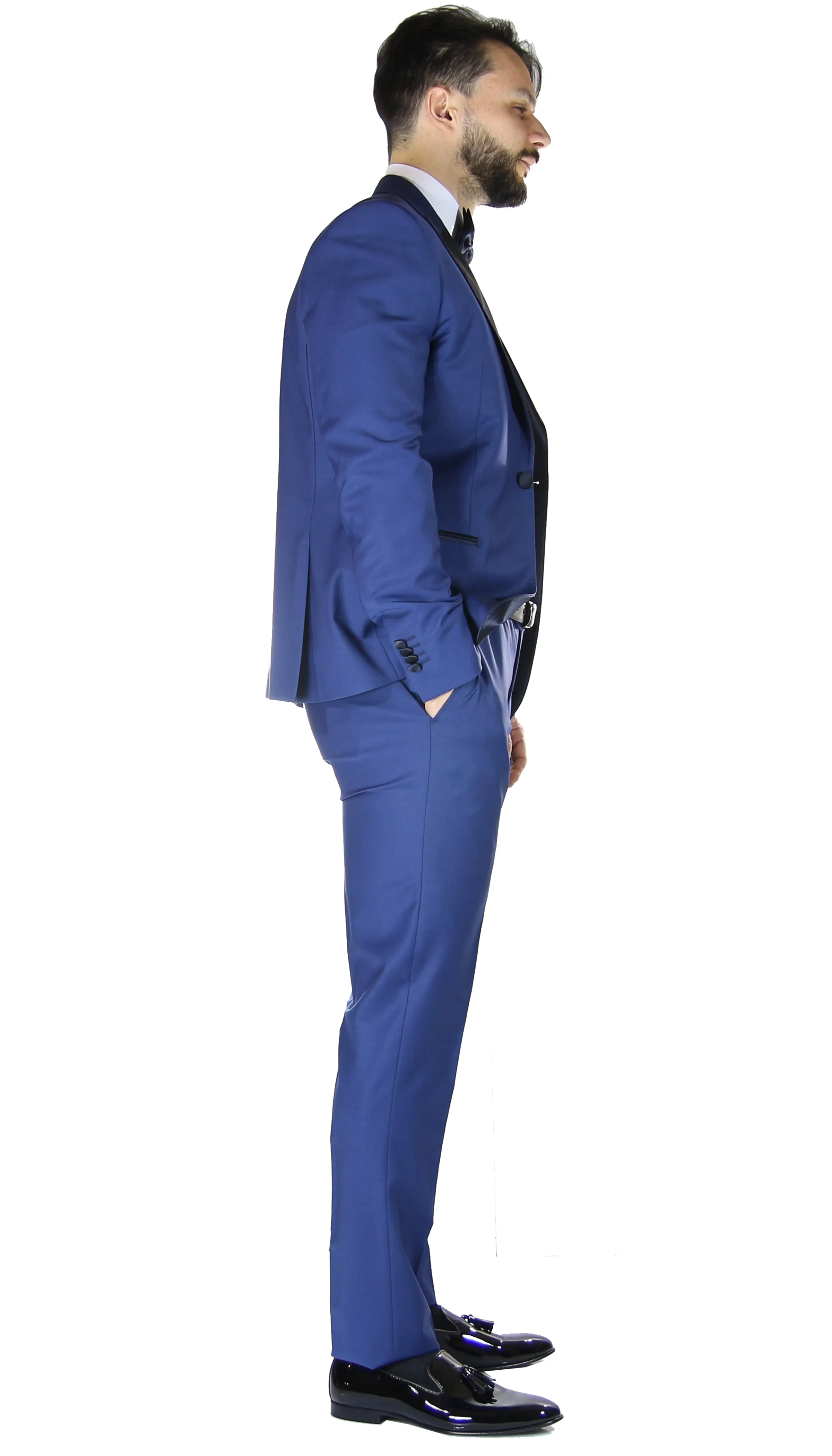 Angelo Toma Abito Smoking bluette con revers a lance in raso.