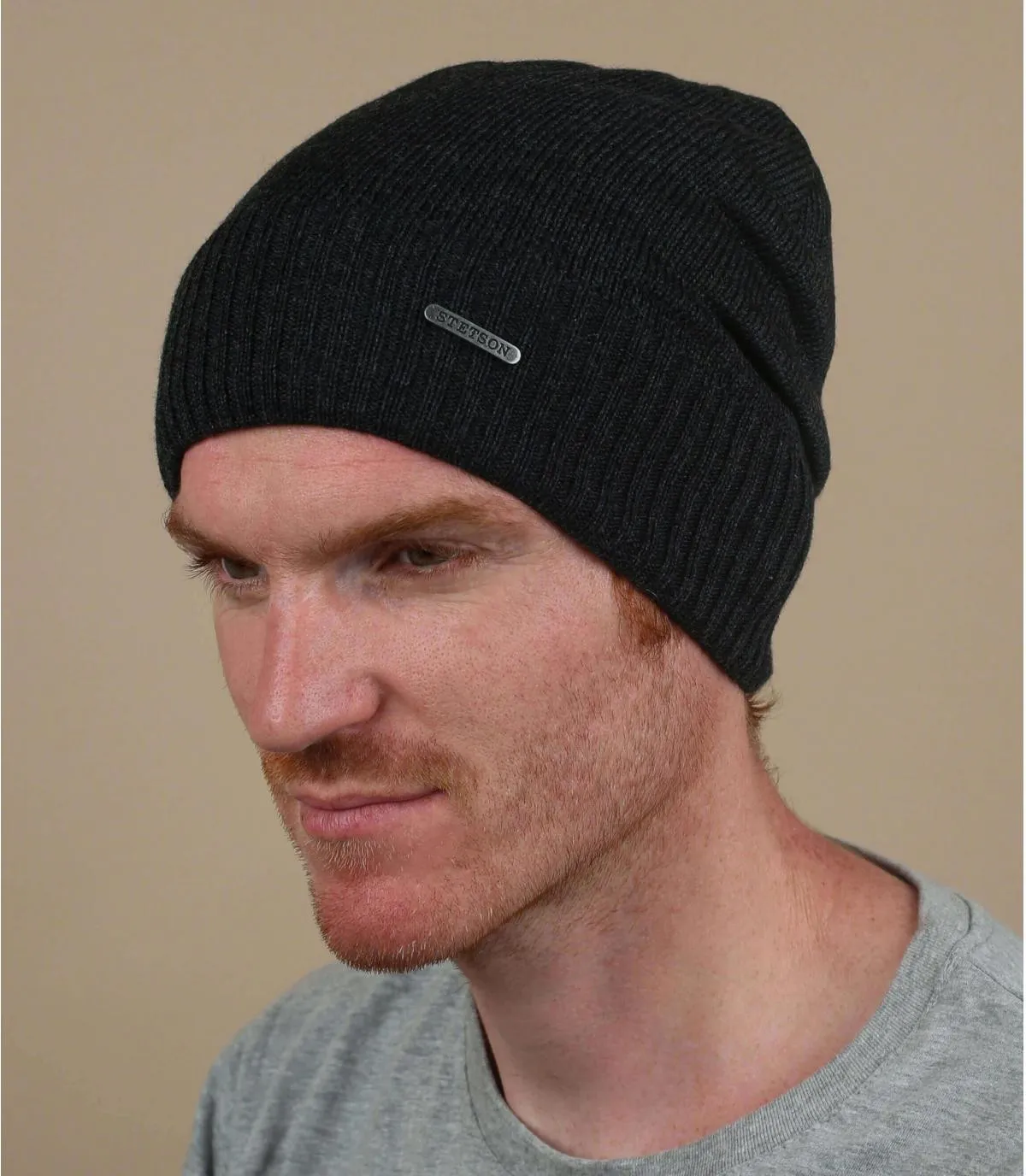   lungo cappello di lana grigia     Beanie Oversized WV Merino anthracite     